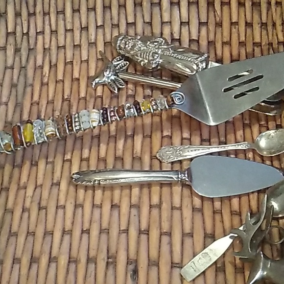 βοΈ  VINTAGE Large WOVEN BASKET WOOD HANDLES& REINFORCE - Picture 8 of 16